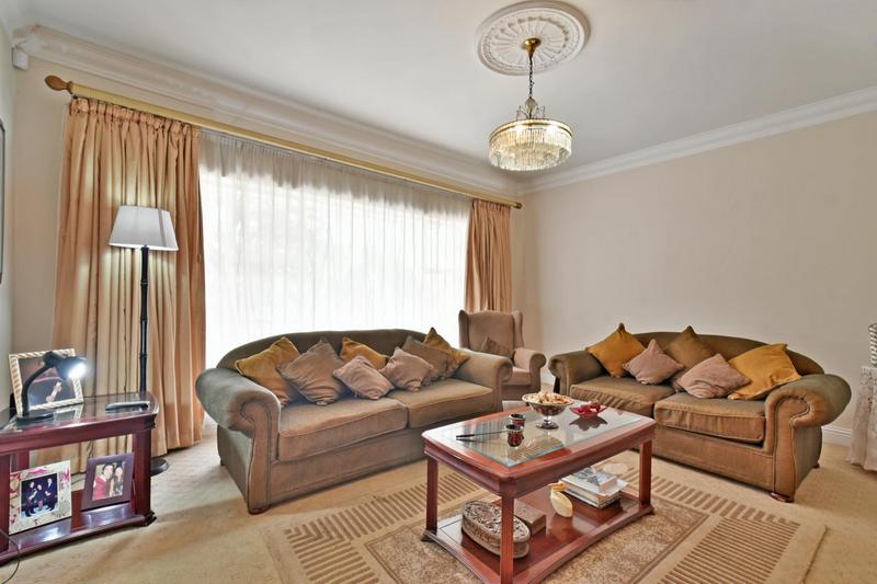 5 Bedroom Property for Sale in Alberante Gauteng