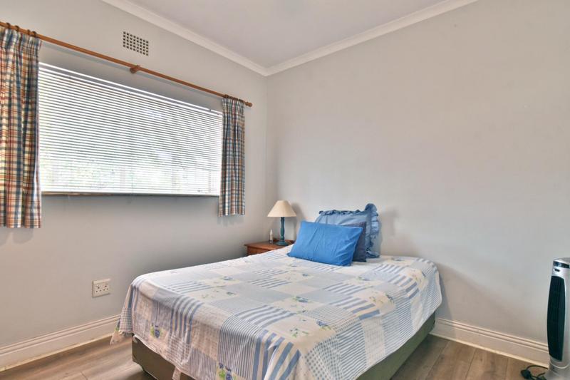 5 Bedroom Property for Sale in Alberante Gauteng