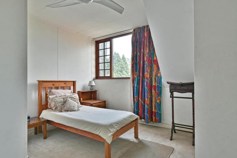 5 Bedroom Property for Sale in Alberante Gauteng