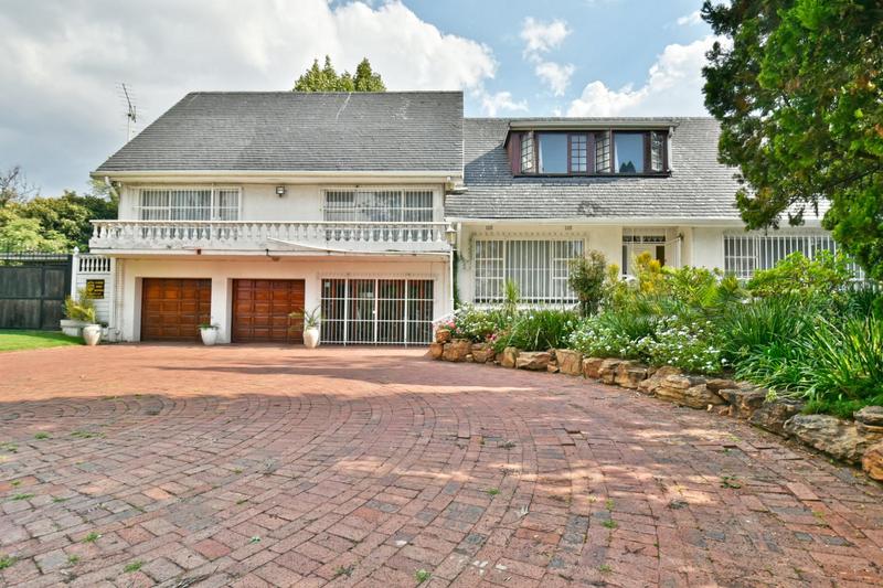 5 Bedroom Property for Sale in Alberante Gauteng