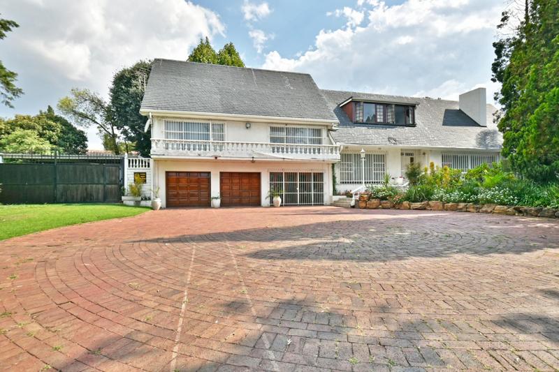 5 Bedroom Property for Sale in Alberante Gauteng