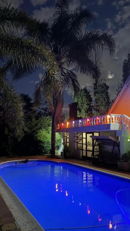 5 Bedroom Property for Sale in Alberante Gauteng