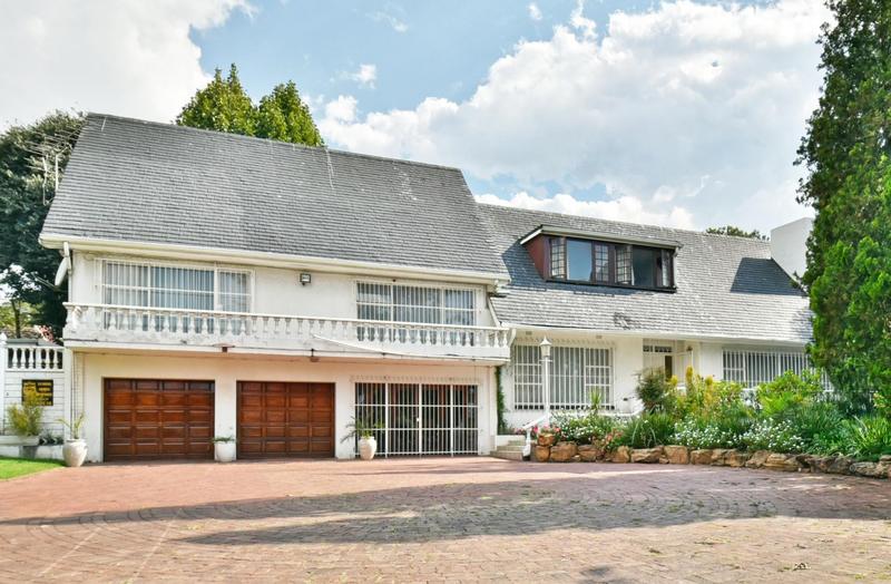 5 Bedroom Property for Sale in Alberante Gauteng