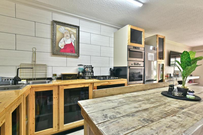 2 Bedroom Property for Sale in New Redruth Gauteng