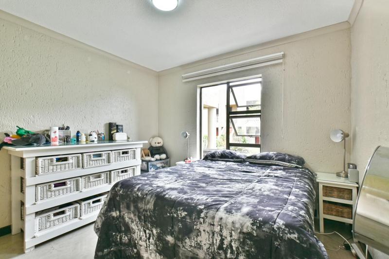 2 Bedroom Property for Sale in New Redruth Gauteng