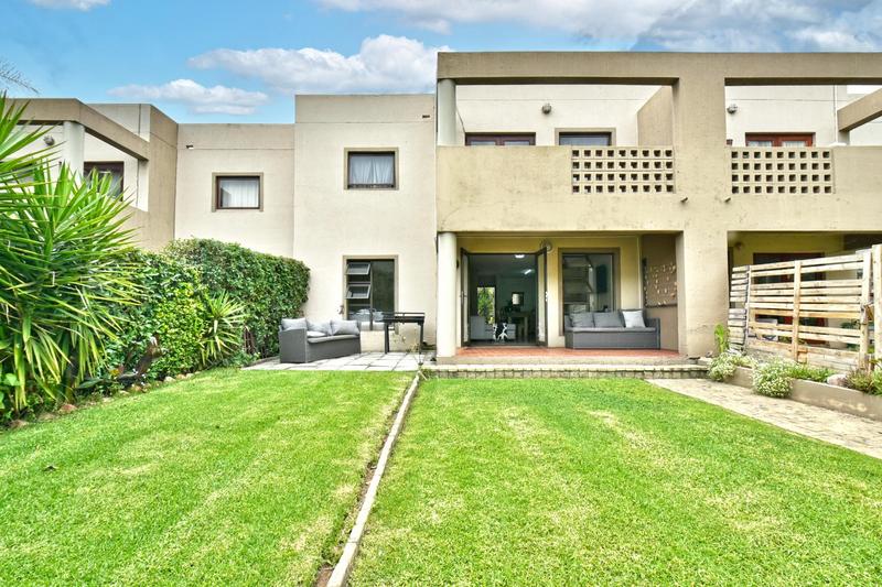 2 Bedroom Property for Sale in New Redruth Gauteng