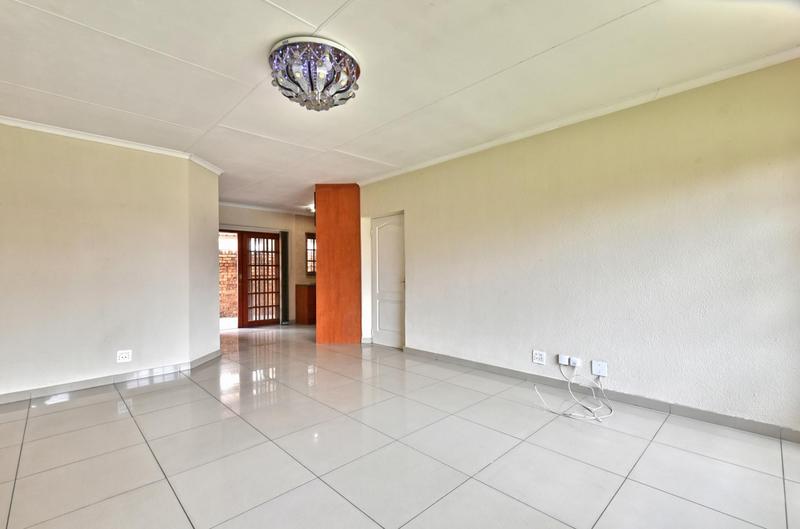 3 Bedroom Property for Sale in New Market Gauteng