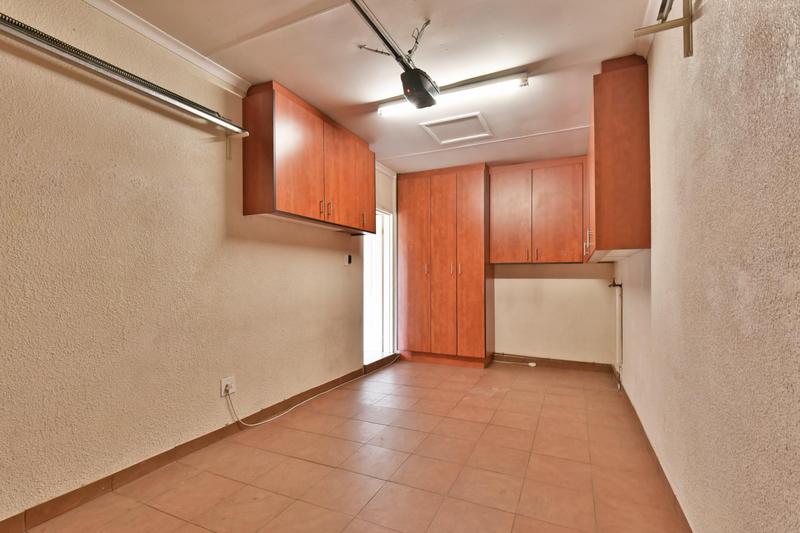 3 Bedroom Property for Sale in New Market Gauteng