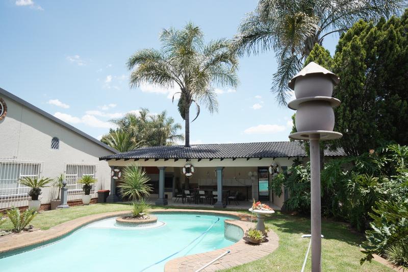 7 Bedroom Property for Sale in Sunward Park Gauteng