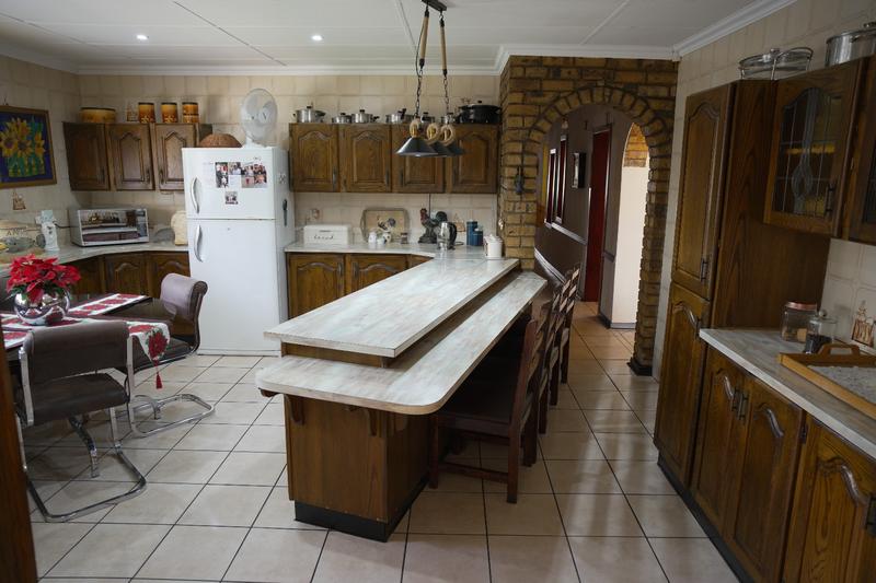 7 Bedroom Property for Sale in Sunward Park Gauteng