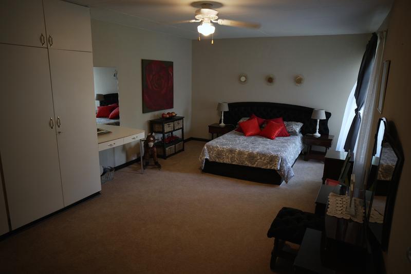 7 Bedroom Property for Sale in Sunward Park Gauteng