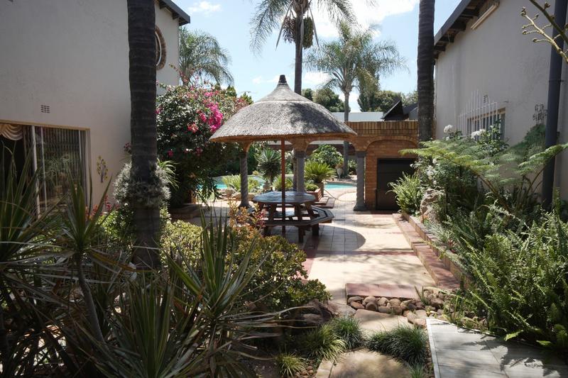 7 Bedroom Property for Sale in Sunward Park Gauteng