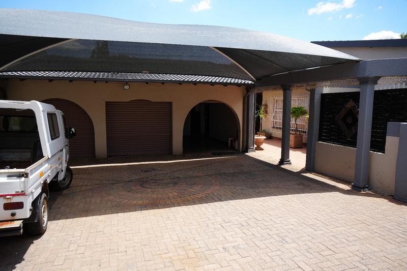 7 Bedroom Property for Sale in Sunward Park Gauteng