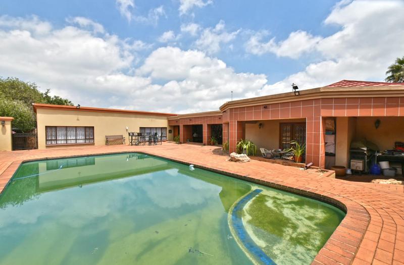 3 Bedroom Property for Sale in Sunnyridge Gauteng
