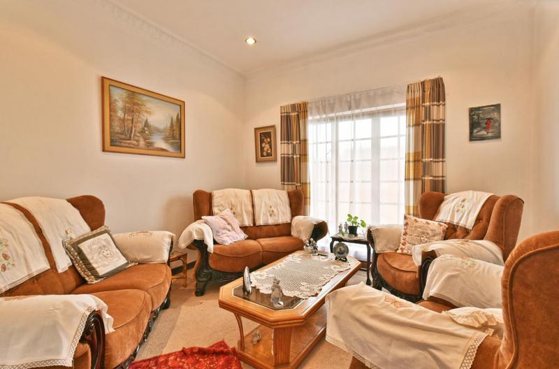 3 Bedroom Property for Sale in Sunnyridge Gauteng