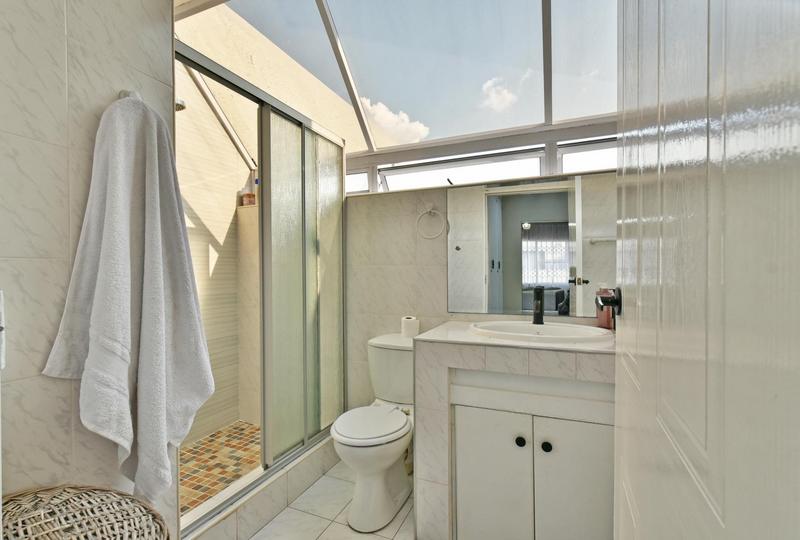 3 Bedroom Property for Sale in Glenvista Gauteng