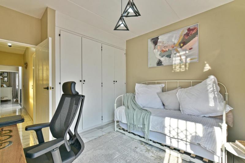 3 Bedroom Property for Sale in Glenvista Gauteng