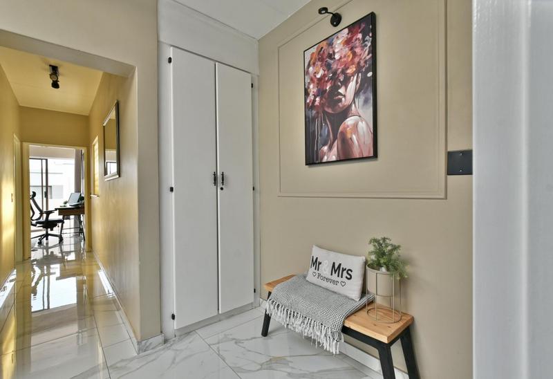 3 Bedroom Property for Sale in Glenvista Gauteng