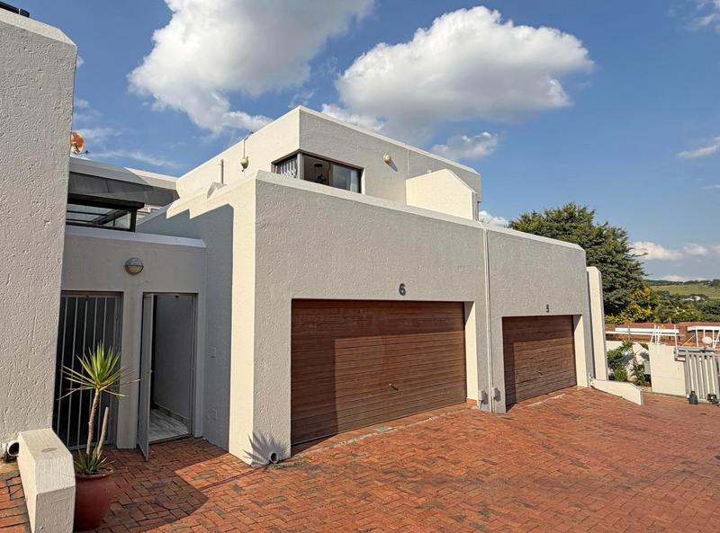 3 Bedroom Property for Sale in Glenvista Gauteng