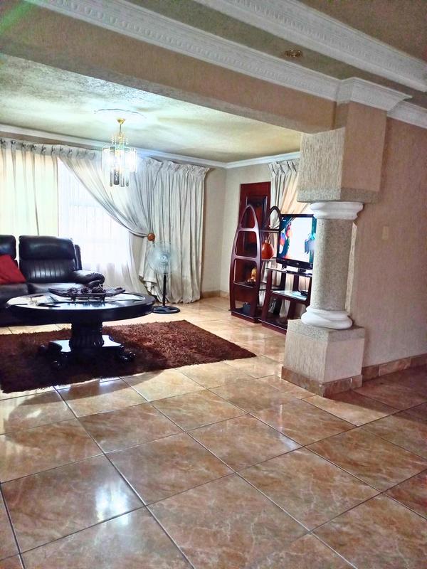 3 Bedroom Property for Sale in Zakariyya Park Gauteng