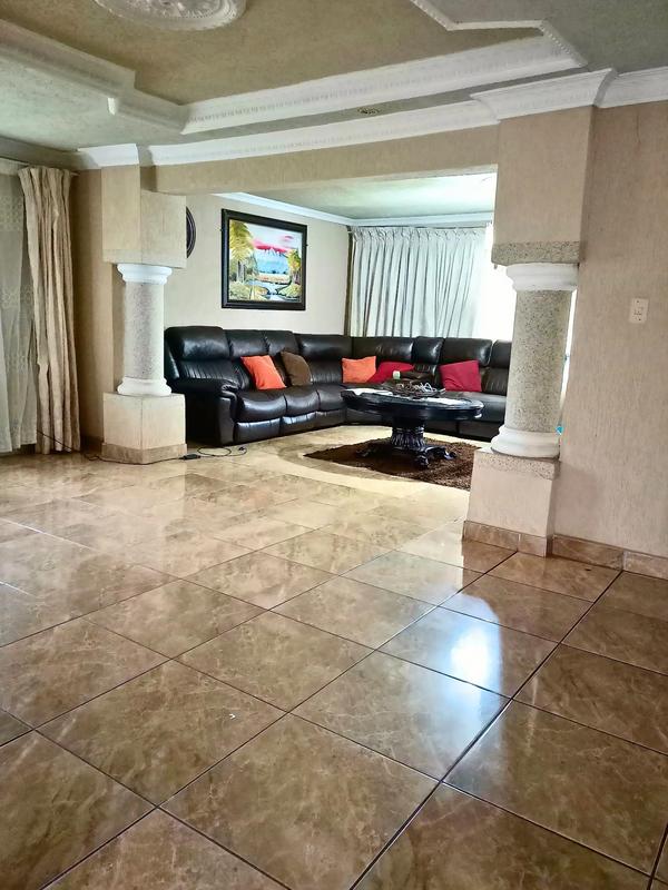 3 Bedroom Property for Sale in Zakariyya Park Gauteng