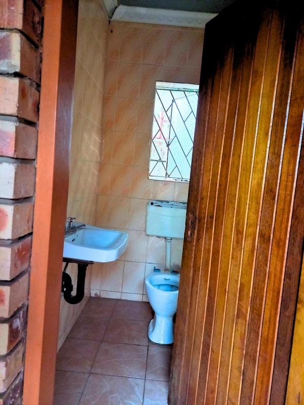 3 Bedroom Property for Sale in Zakariyya Park Gauteng
