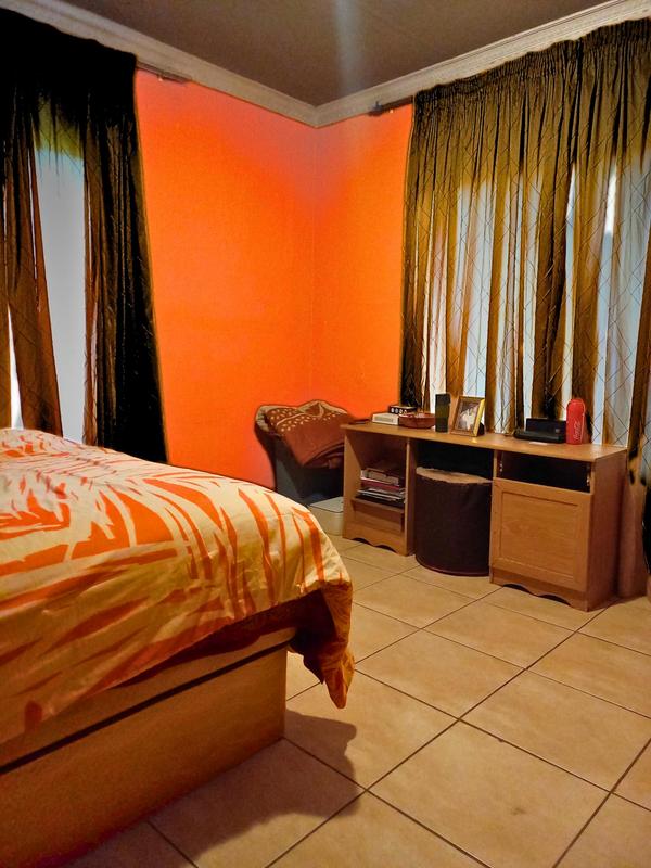 3 Bedroom Property for Sale in Zakariyya Park Gauteng