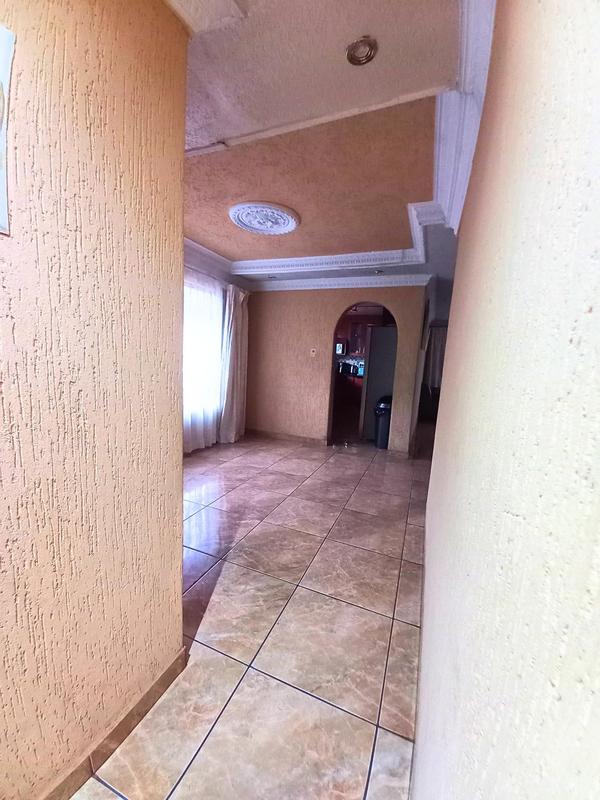 3 Bedroom Property for Sale in Zakariyya Park Gauteng