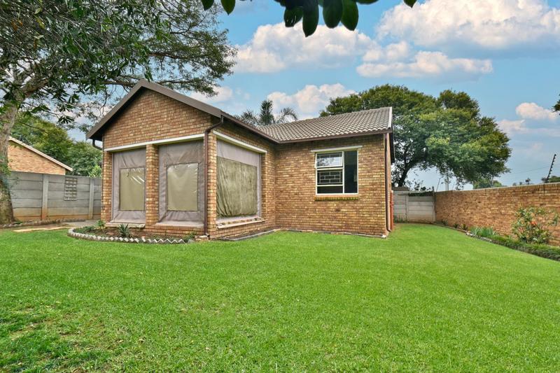 2 Bedroom Property for Sale in Radiokop Gauteng