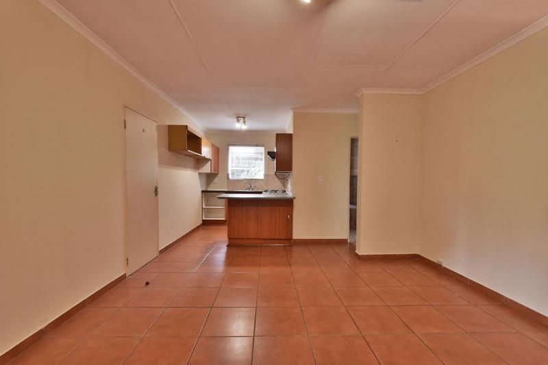 2 Bedroom Property for Sale in Radiokop Gauteng