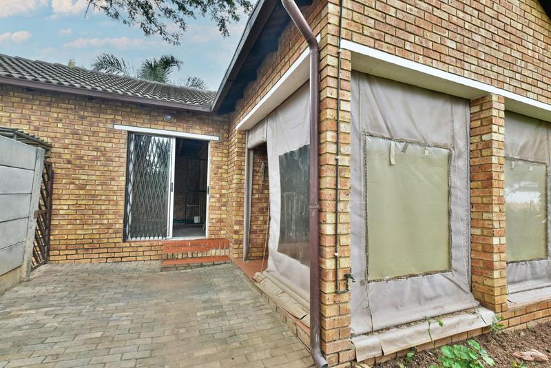 2 Bedroom Property for Sale in Radiokop Gauteng