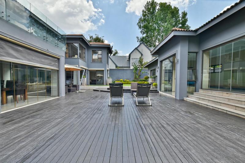 6 Bedroom Property for Sale in Atholl Gauteng