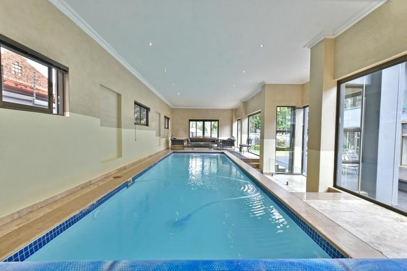 6 Bedroom Property for Sale in Atholl Gauteng