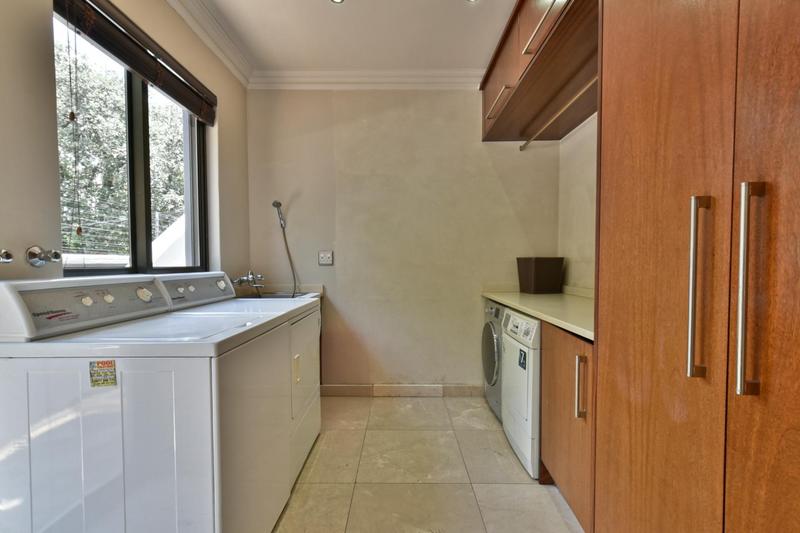 6 Bedroom Property for Sale in Atholl Gauteng