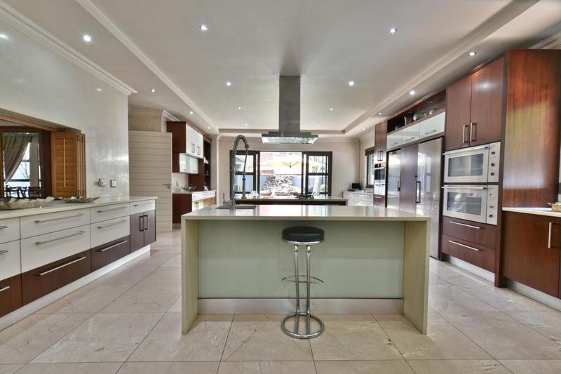 6 Bedroom Property for Sale in Atholl Gauteng