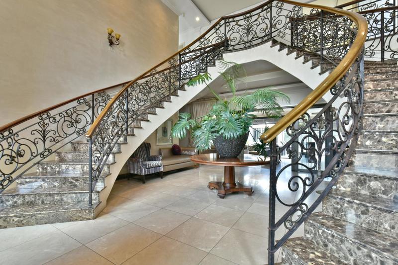 6 Bedroom Property for Sale in Atholl Gauteng