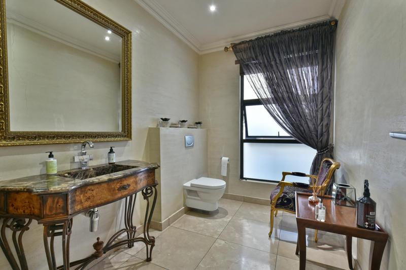 6 Bedroom Property for Sale in Atholl Gauteng