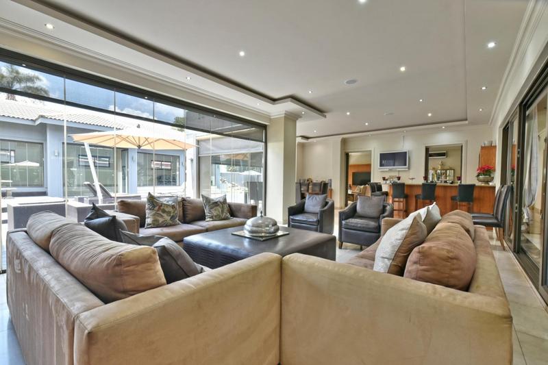 6 Bedroom Property for Sale in Atholl Gauteng