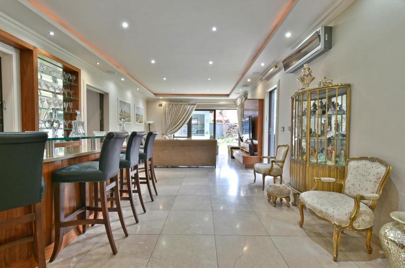 6 Bedroom Property for Sale in Atholl Gauteng