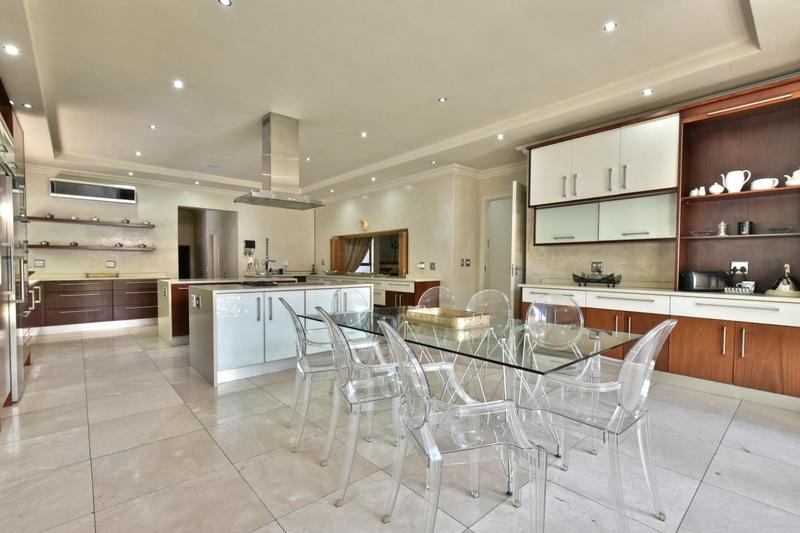 6 Bedroom Property for Sale in Atholl Gauteng