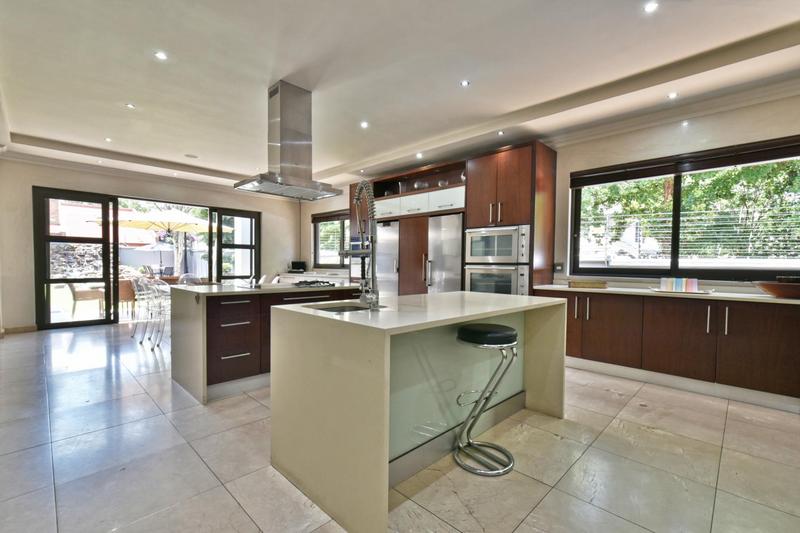 6 Bedroom Property for Sale in Atholl Gauteng