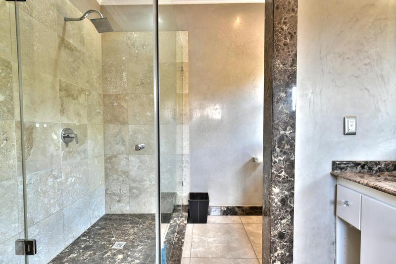 6 Bedroom Property for Sale in Atholl Gauteng