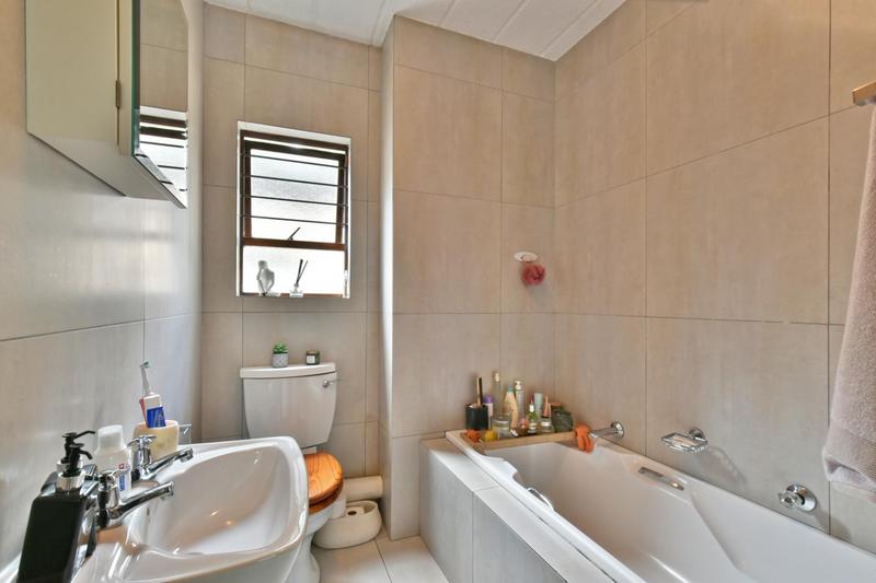 3 Bedroom Property for Sale in Bryanston Gauteng