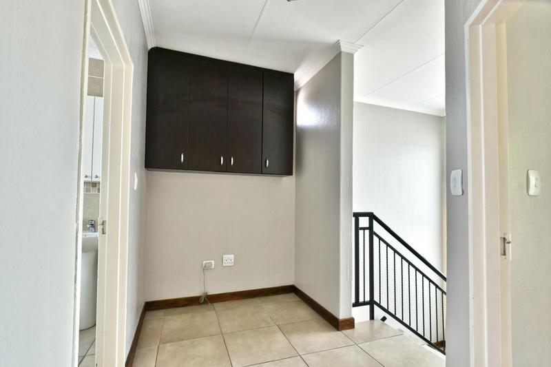 3 Bedroom Property for Sale in Eagle Canyon Golf Estate Gauteng