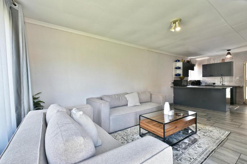 3 Bedroom Property for Sale in Honeydew Ridge Gauteng