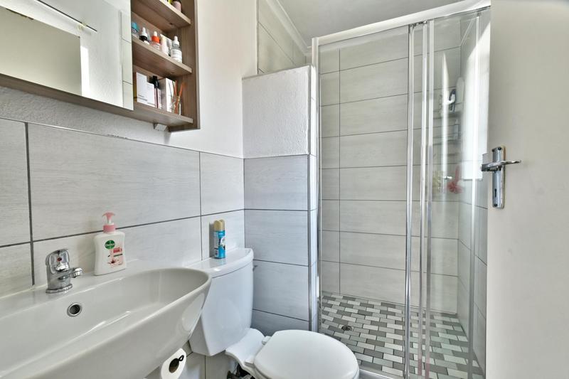 3 Bedroom Property for Sale in Honeydew Ridge Gauteng