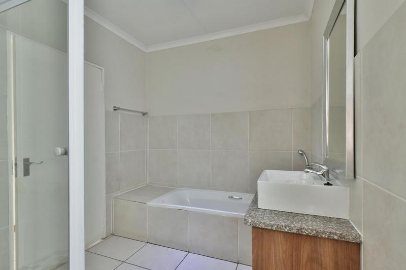 3 Bedroom Property for Sale in Honeydew Manor Gauteng