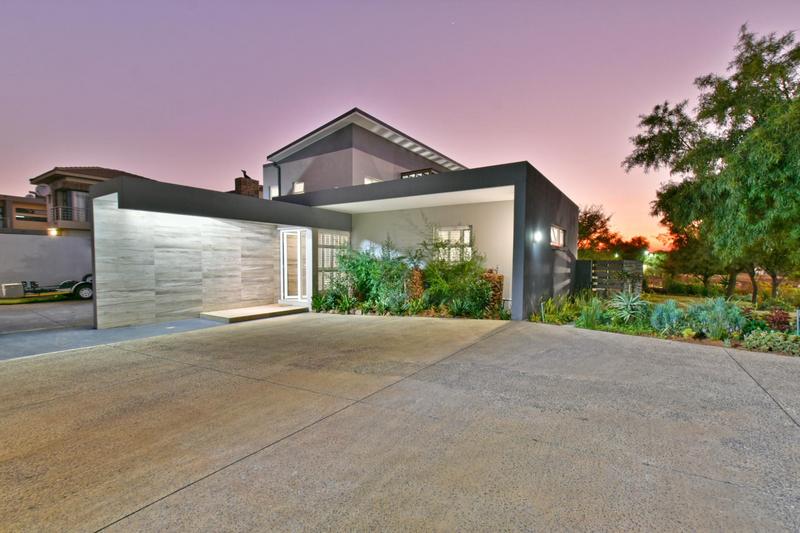 4 Bedroom Property for Sale in Eye of Africa Gauteng