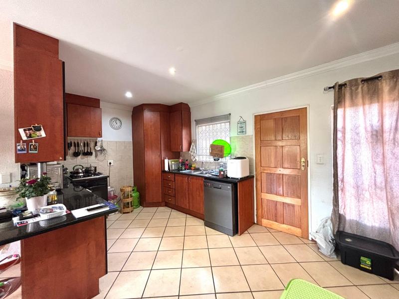 2 Bedroom Property for Sale in Annlin Gauteng