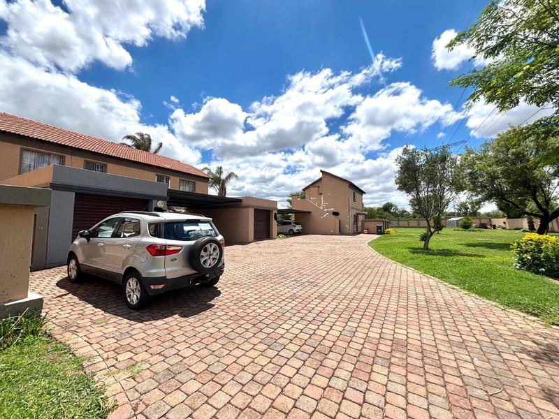 2 Bedroom Property for Sale in Annlin Gauteng